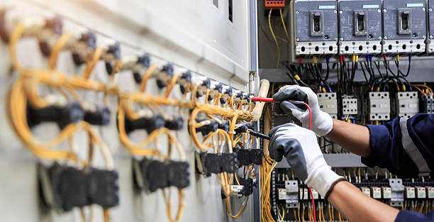 Professional Electrician technician working in Fayetteville, NY